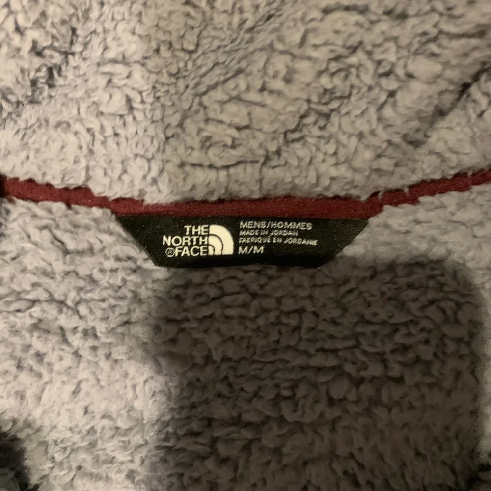 The North Face Fleece Pull Over/Brand New No Tags/Completely Clean - Picture 6 of 6
